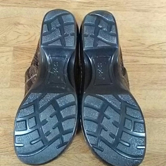 B.O.C Clogs - Picture 2 of 2